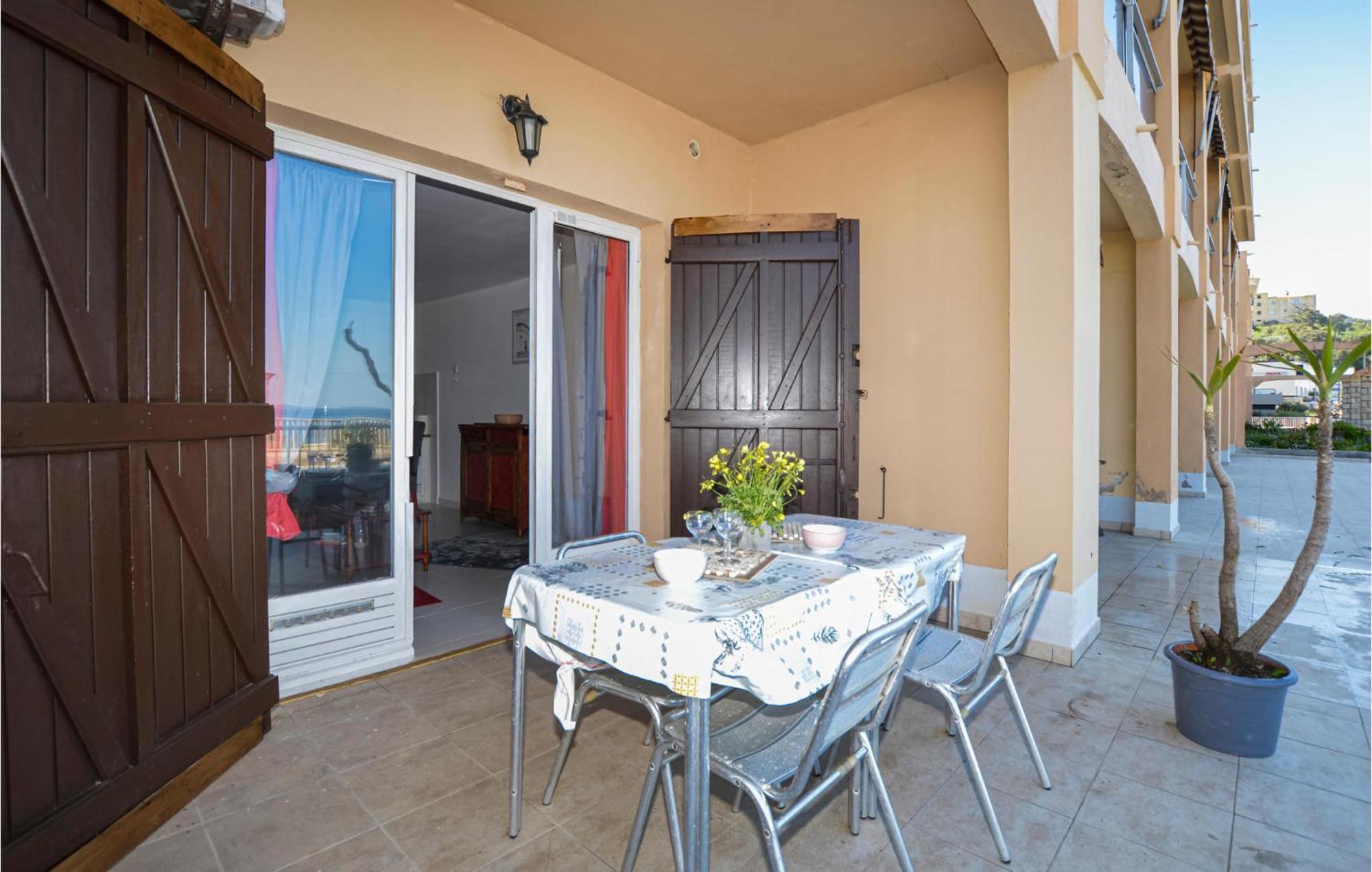 Cozy Apartment In Propriano With Kitchen Екстер'єр фото